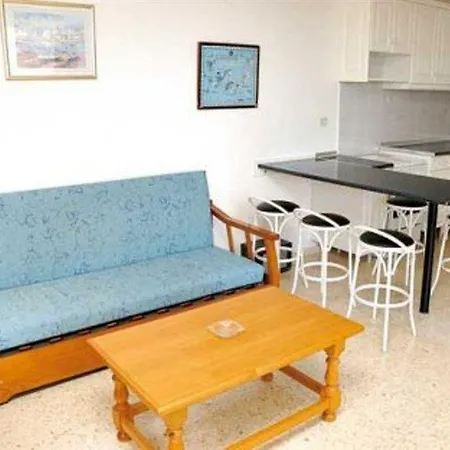 Roja Apartamento
